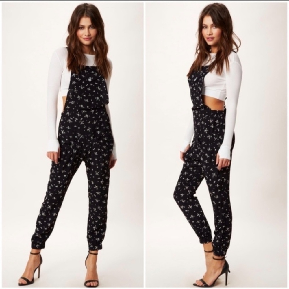 Flynn Skye Yup Overalls Slouchy Jumpsuit Black Ditsy Floral Rayon